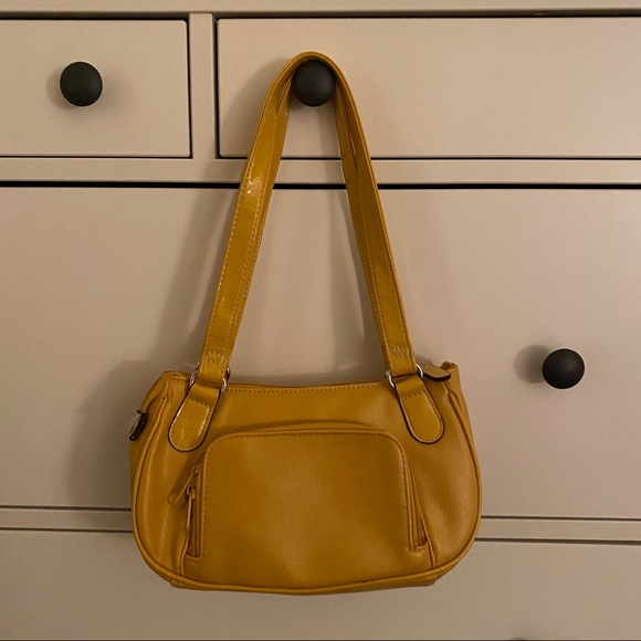 yellow baguette shoulder bag - Picture 7 of 7